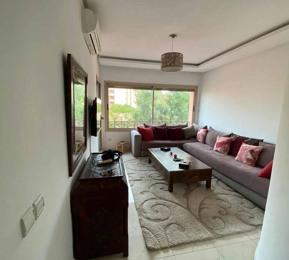 Cosy Appartement Marrakech Hivernage-Geuliz contacts